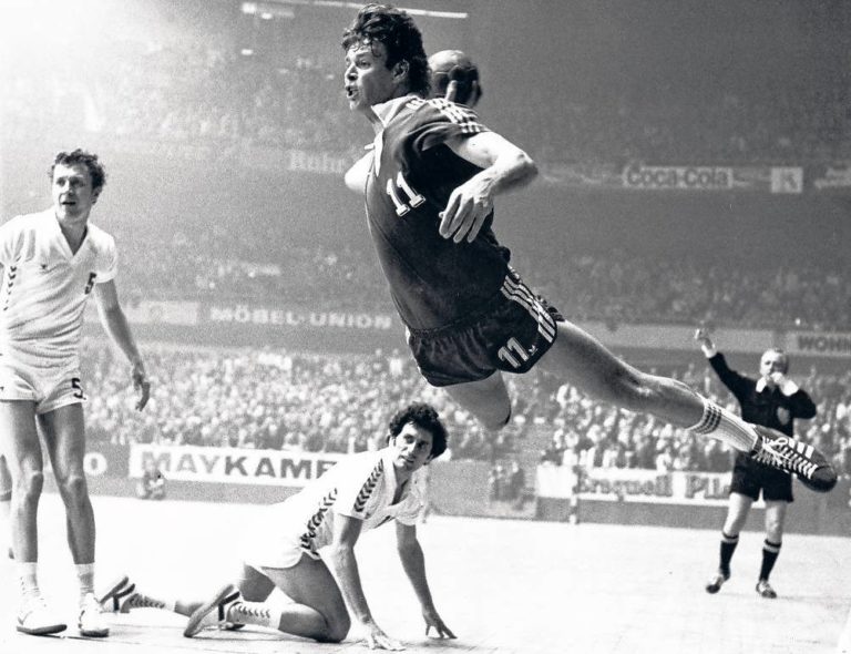 Handball Game History, Rules and How to Play Handball game?