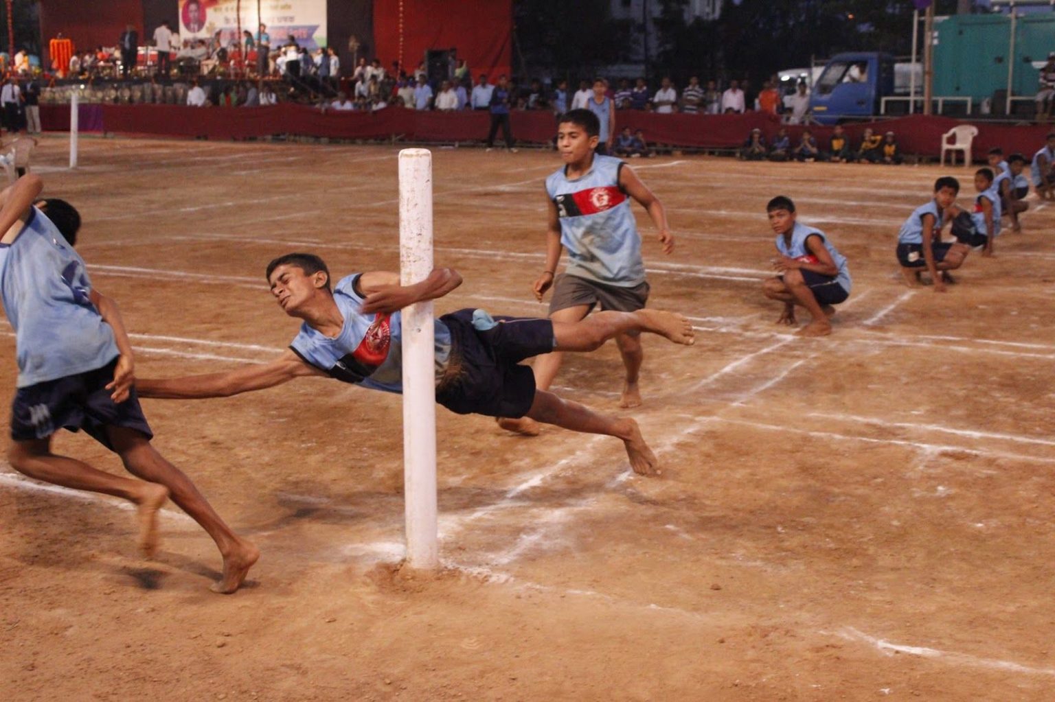 kho-kho-rules-regulation-kho-kho-game-points-fouls