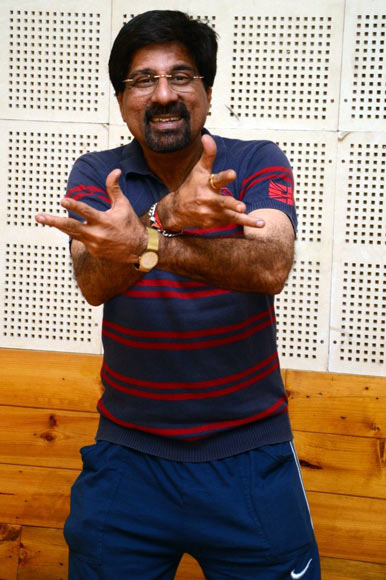 Srikkanth dancing