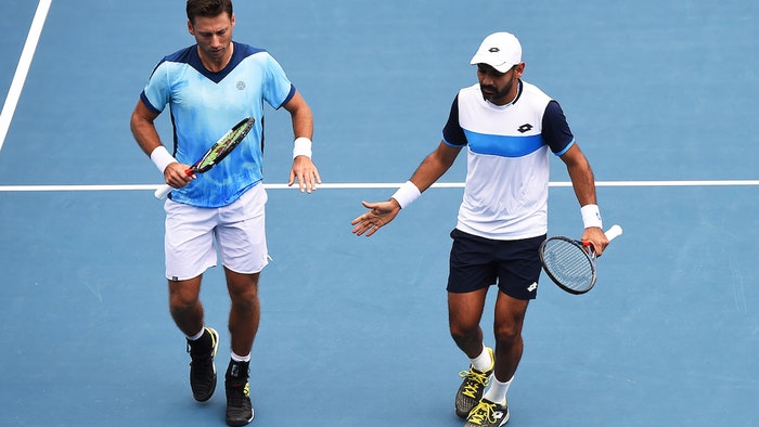 Divij-Artem aus open