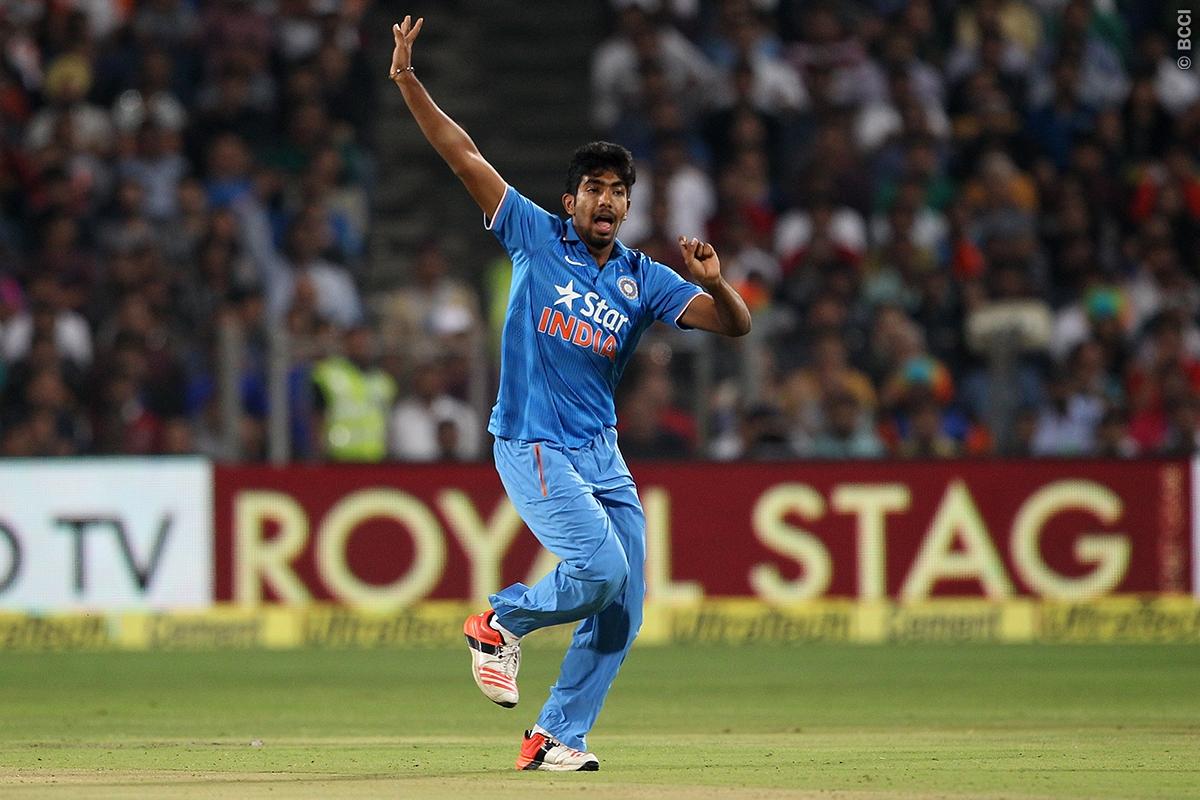 bumrah-yorker-to-bumrah-ind-vs-australia-1st-odi-jpeg
