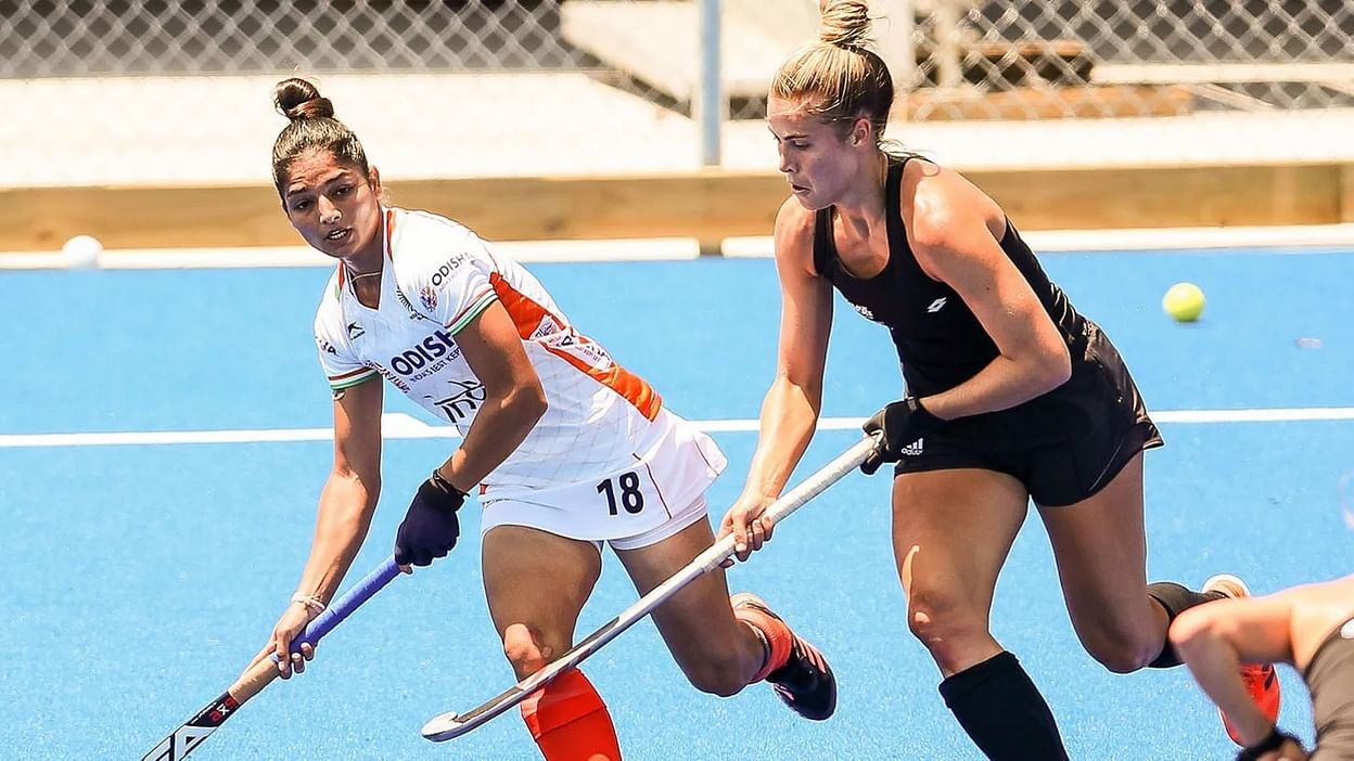 indian-womens-hockey-team-lose-to-india