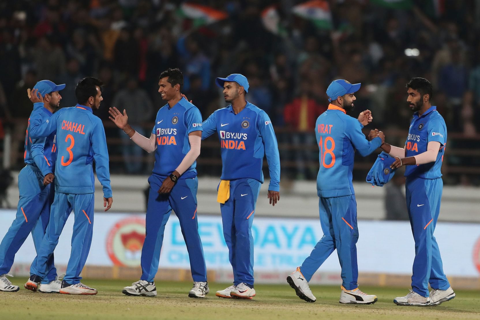 kohli-on-social-media-batting-order-vs-aus