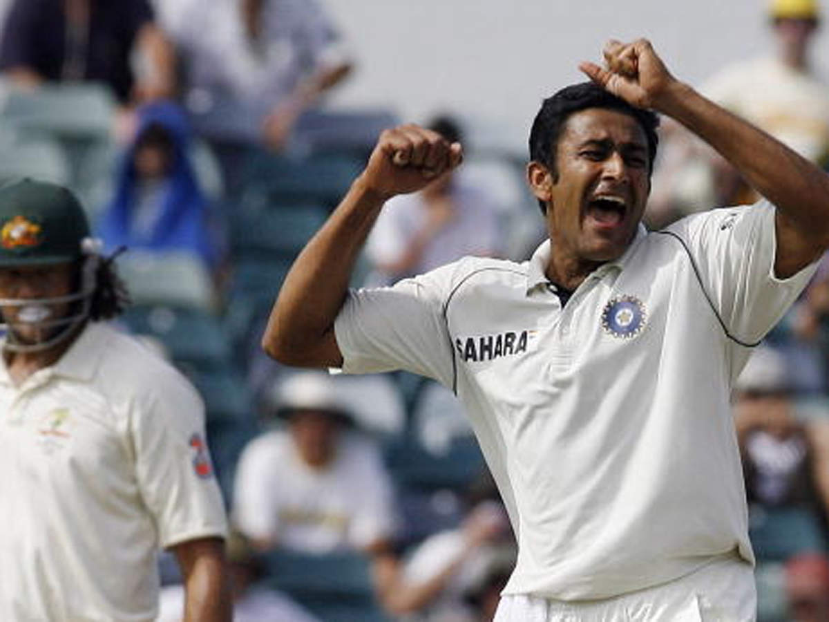 kumble-600yh-wicket-vs-symonds