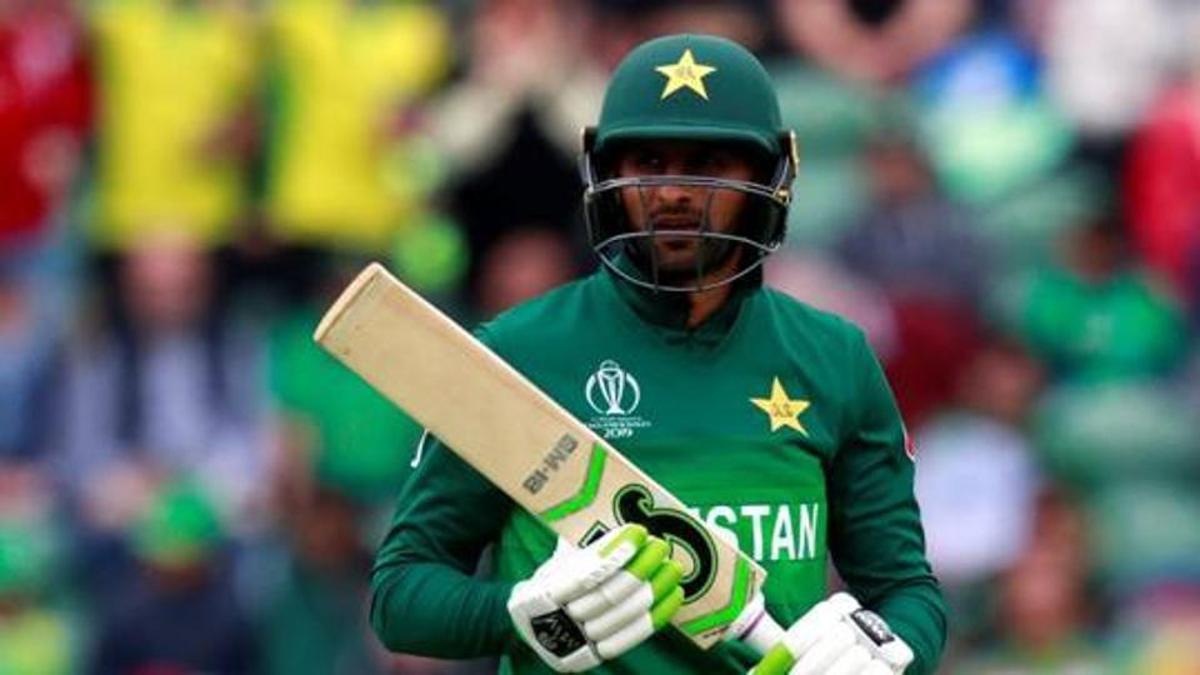 pakistan-recalls-hafeez-and-malik-2020