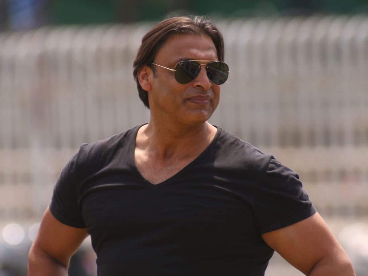 shoaib-akhtar-on-sehwag