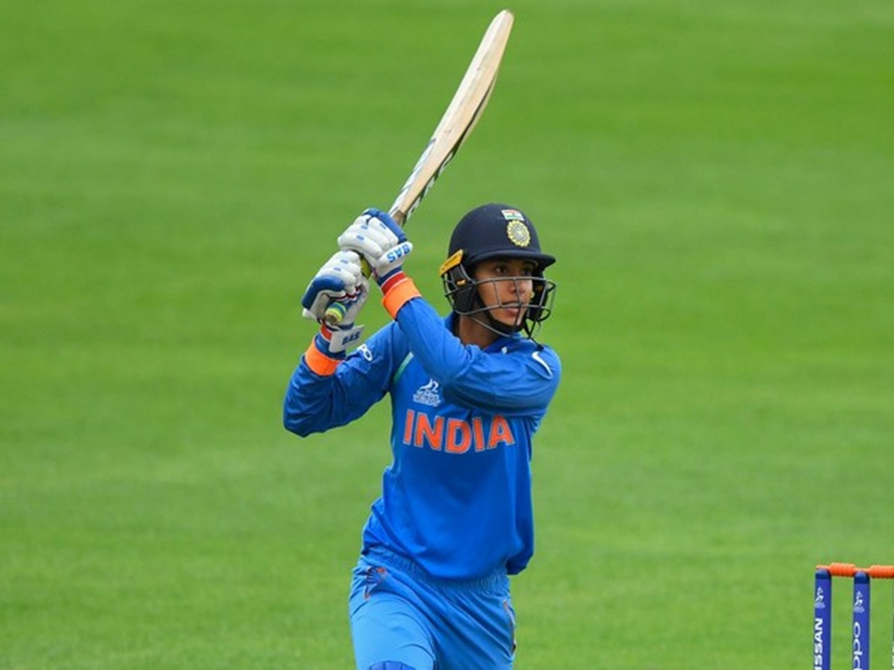 smriti-mandhana