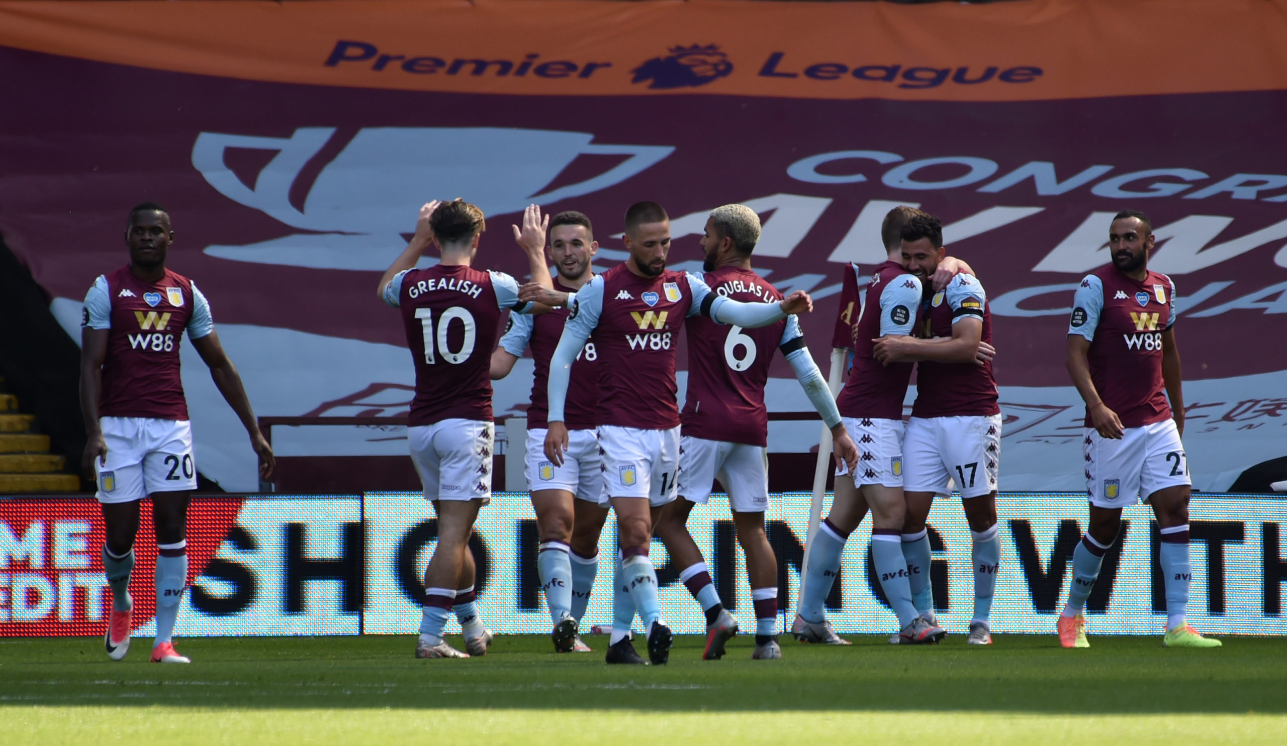 Aston Villa defeat Crystal Palace by 2-0 as Trézéguet scores twice