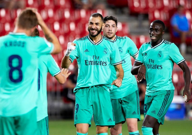 Real Madrid defeats Granada 2-1 and register ninth consecutive win