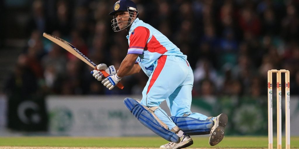 mahela-jayawardene-and-ms-dhoni-highest-6th-wicket-partnership-in-odi