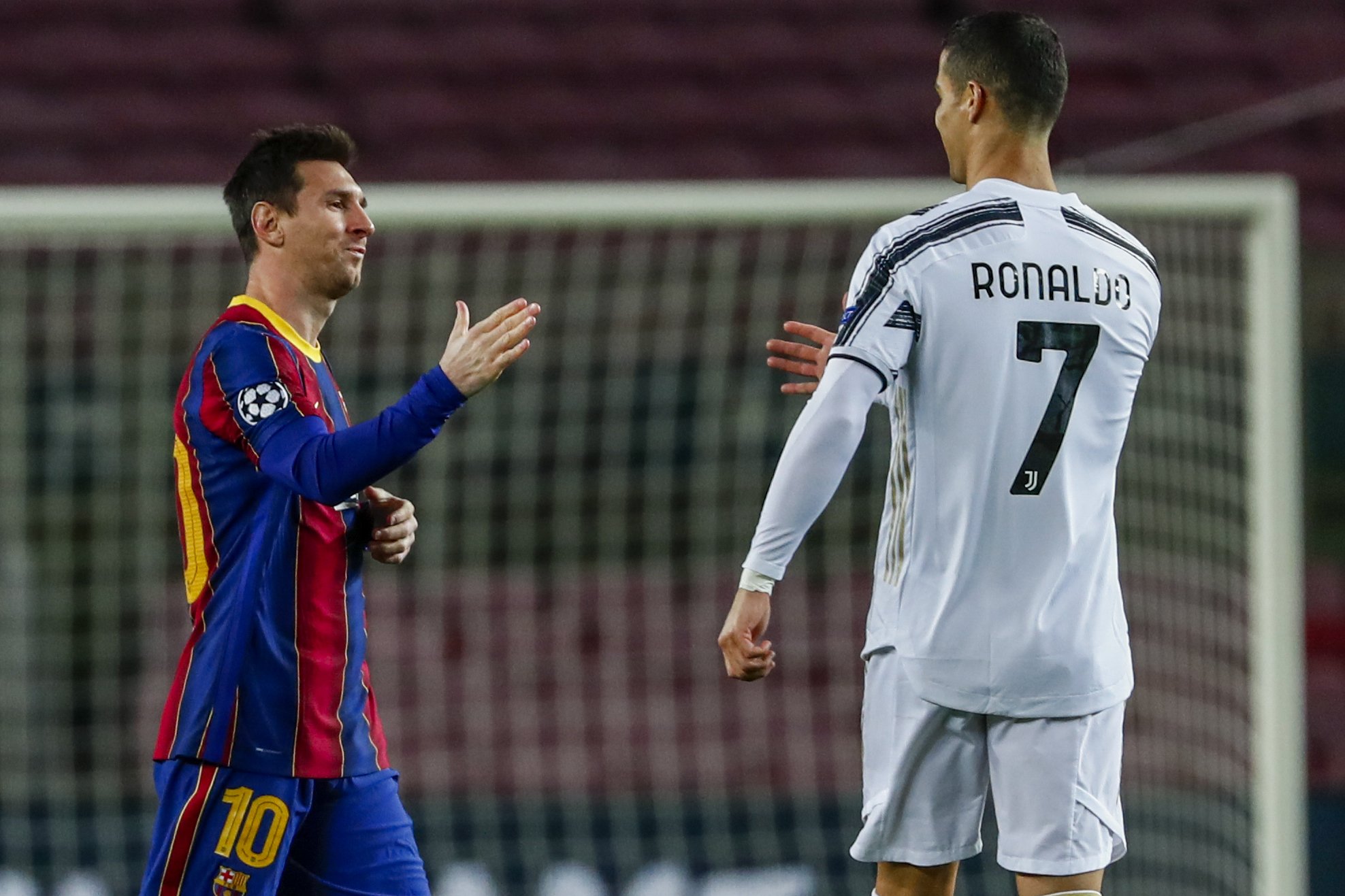 Ronaldo gets better of old rival Messi as Juventus beat Barc