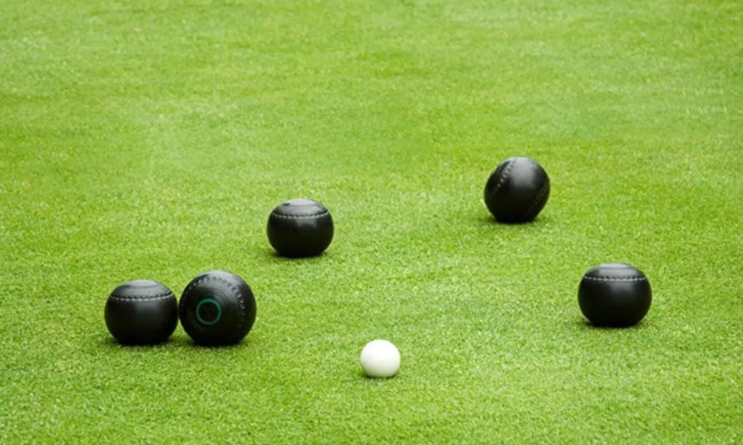 Lawn Bowls Game, How to Play, Lawn Bowls Rules & Equipment