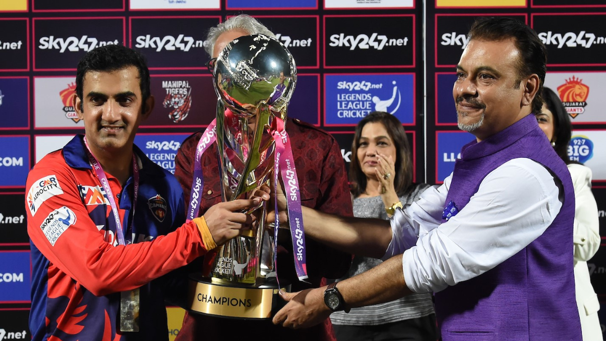 Gautam Gambhir winning the Legends league cricket trophy