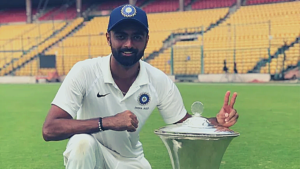 "Played with a bleeding fingernail" - Jaydev Unadkat shares emotional tweets before his 100th Ranji match