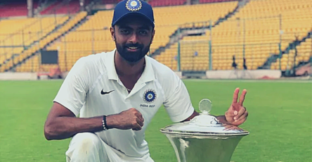 "Played with a bleeding fingernail" - Jaydev Unadkat shares emotional tweets before his 100th Ranji match