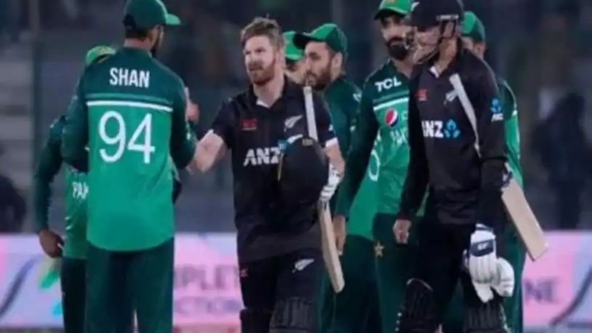 Pakistan vs New Zealand 3rd ODI : Funny memes started circulating after,  Men in Green suffered Epic loss -