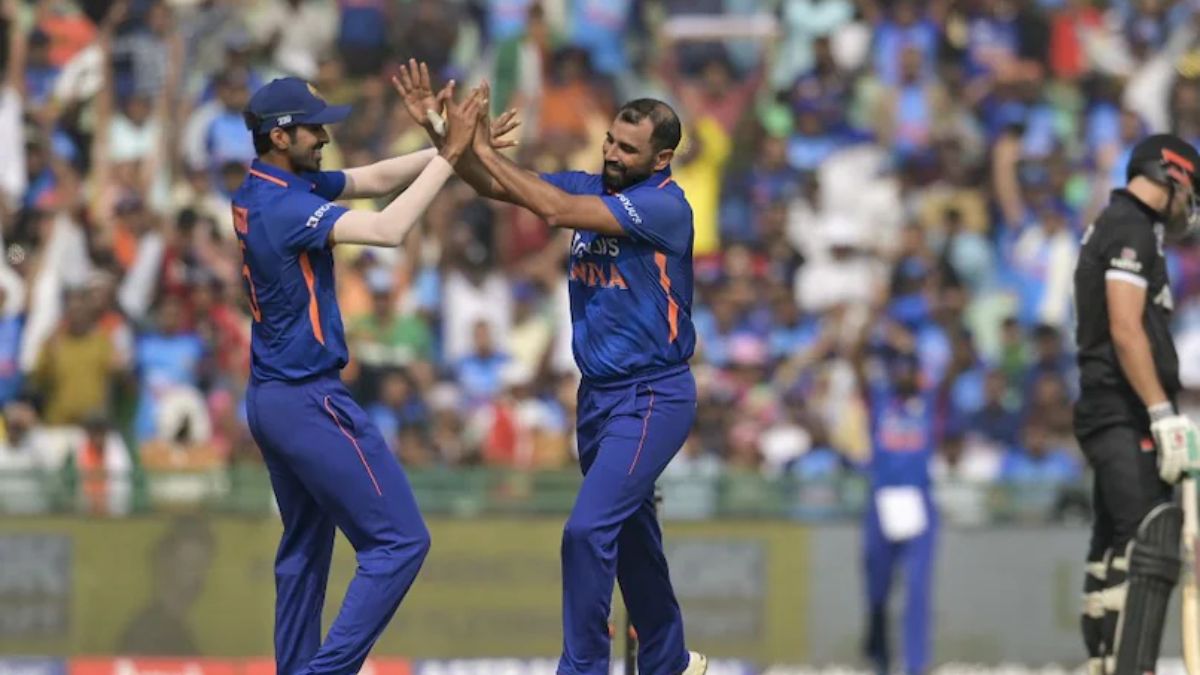 Twitterati hails India's blistering performance against Black Caps in 2nd ODI