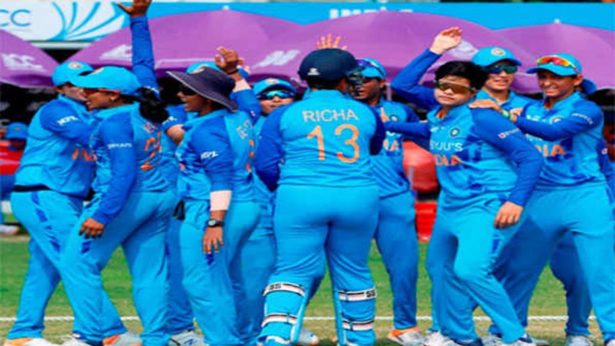 Women's IPL 2023 : Twitter Reactions after team owners wins the record bids