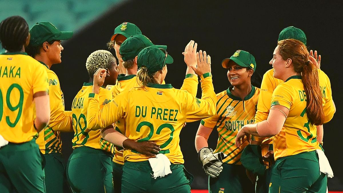 ICC Women's T20 World cup 2023 : South Africa book Semi-final spot against England!
