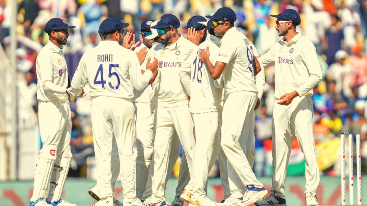 India vs Australia 1st Test : This Former Star Cricketer Trolls 'Sniff A Pitch' Australia After Nagpur Test