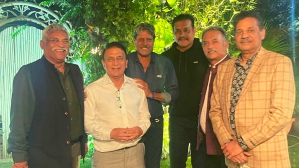 Watch : Sunil Gavaskar's Dinner post with former colleagues go viral on Social Media!