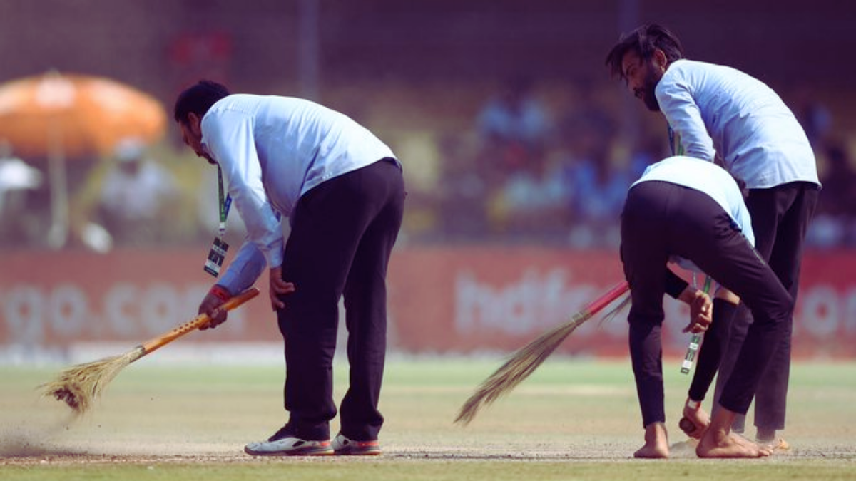 Watch : Australian Media rattle about Indore pitch on Twitter weeks after India's 2-1 series win!