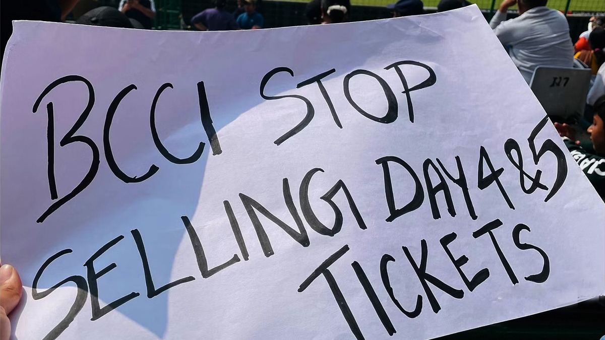 BCCI Selling Tickets