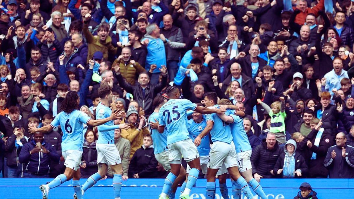 English Premier League 202223 Manchester City thrash Liverpool by 4-1 through goals from Alvarez, De Bruyne, Grealish and Gundogan!