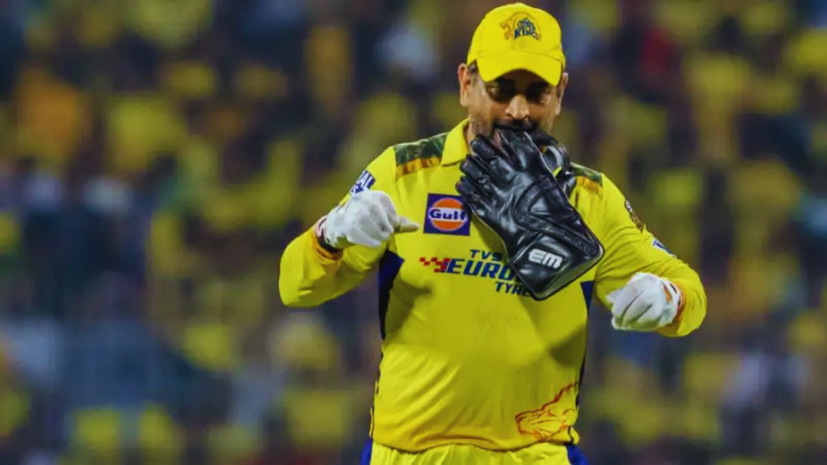 Watch: MS Dhoni's Reaction after Kolkata gave him a wonderful farewell