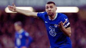 Watch : Chelsea fans plead their Board to sell Midfielder Mateo Kovacic following 2-0 loss against Real Madrid!