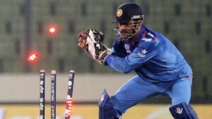 dhoni
