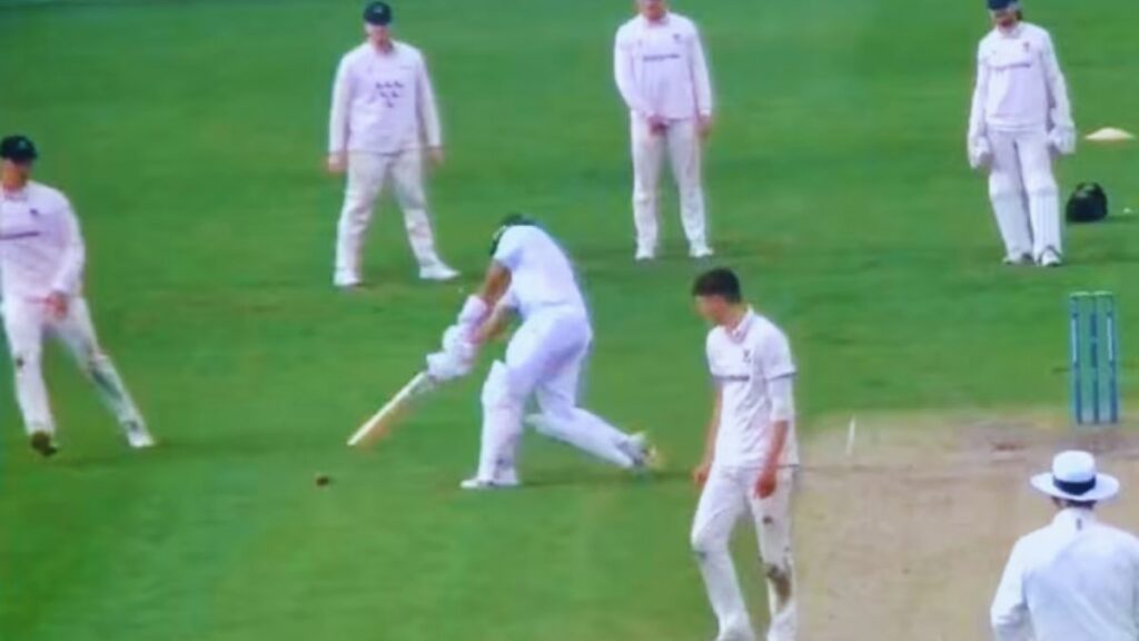 Watch: This Pakistan Star batter Do the Unthinkable! Scores boundary of a dead ball