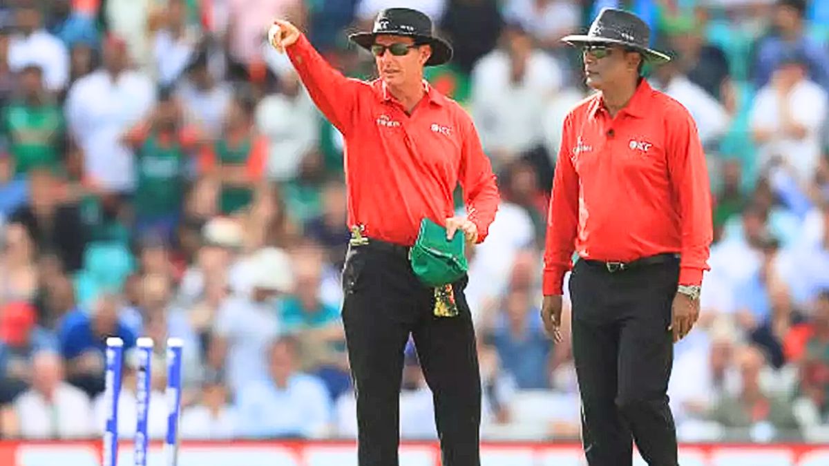 umpires