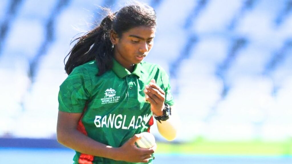 Bangladesh Women Bowler