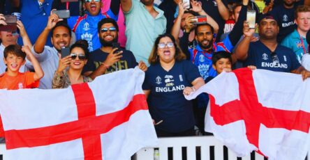 English Cricket Fans
