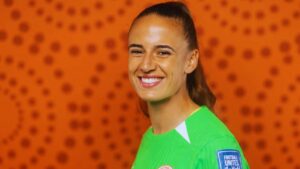Ashleigh Plumptre