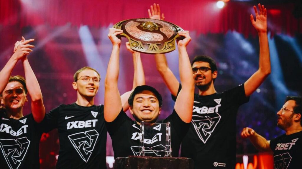 Dota 2.