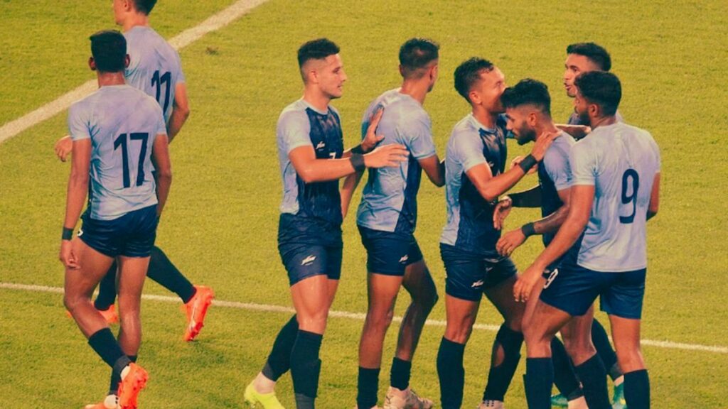 Analysis of Indian Football Team's Lackluster Performance Against China in Asian Games 2023