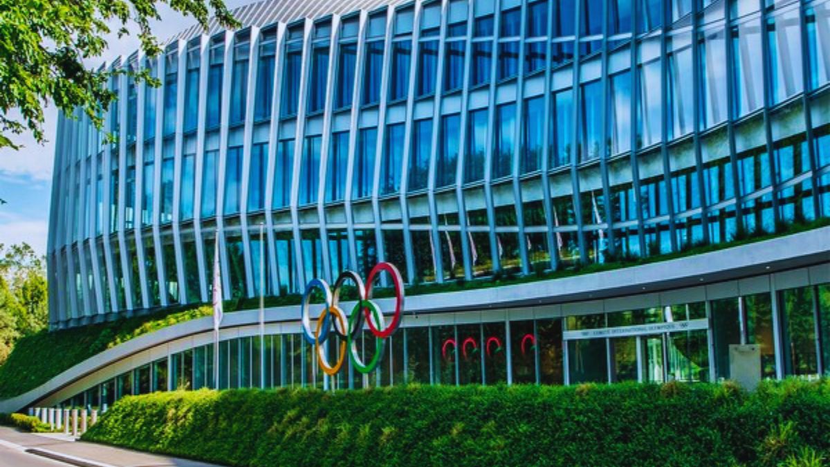 International Olympic Committee, IOC, IOC Executive Board, Russian Olympic Committee