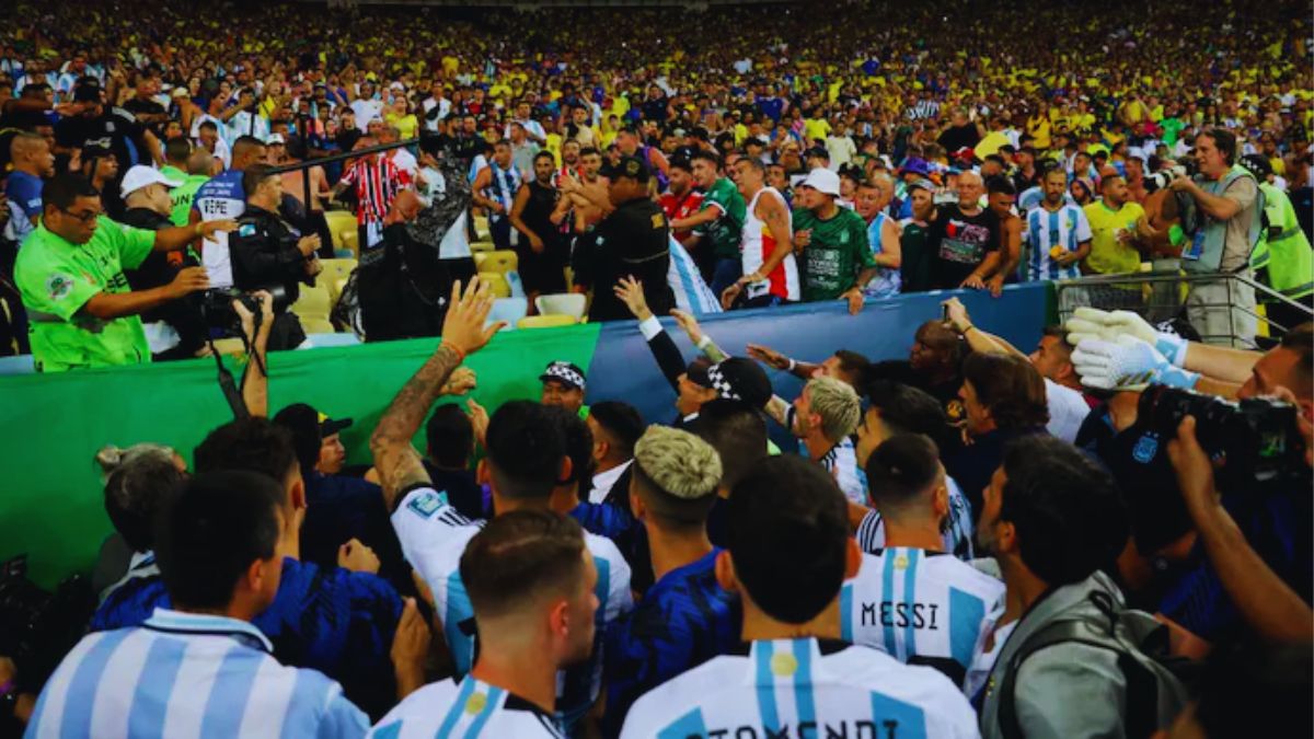 Lionel Messi, Brazil vs Argentina, FIFA World Cup qualifier