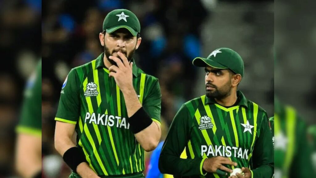 Pakistan players Shaheen Shah Afridi and Babar Azam