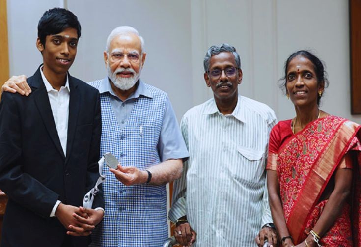R. Praggnanandhaa, D. Gukesh, Chess, FIDE