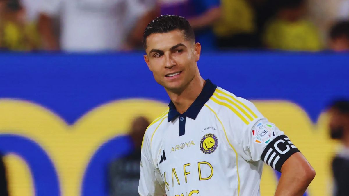 Cristiano Ronaldo, Al Nassr, Manchester United, Lionel Messi